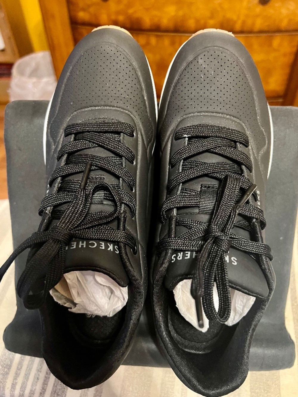 Ladies Skechers